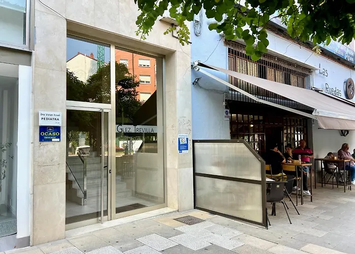 Pequeneces Apartmán *